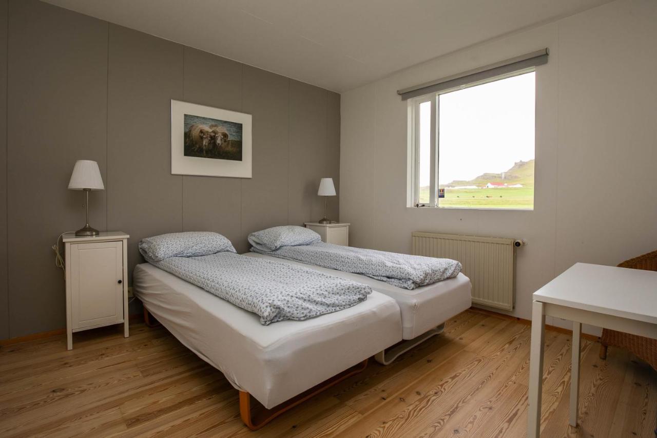 Moar Guesthouse Akranes Esterno foto